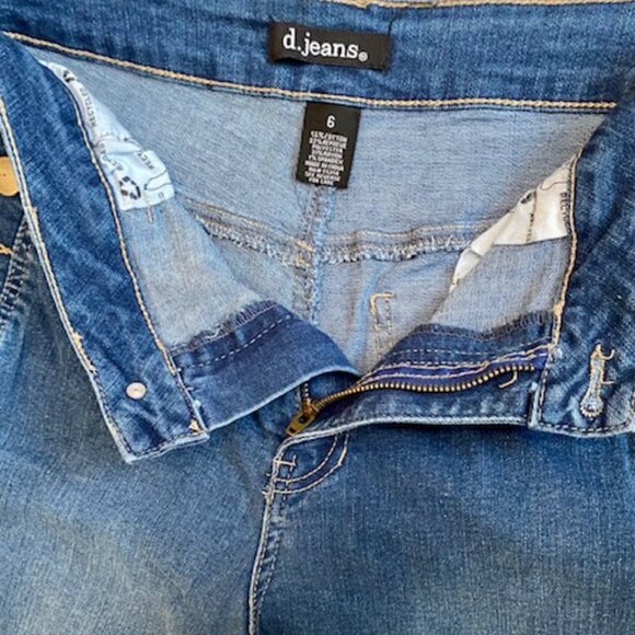 Jeans by D. Jeans, size 6 - Picture 3 of 4